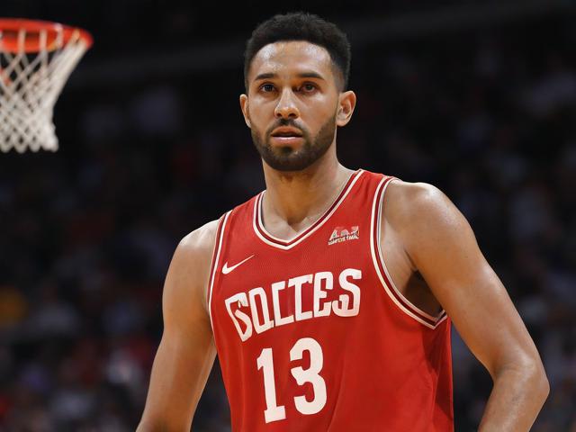 B体育官网_国王萨博尼斯关键罚球，逆转湖人，萨博尼斯nba