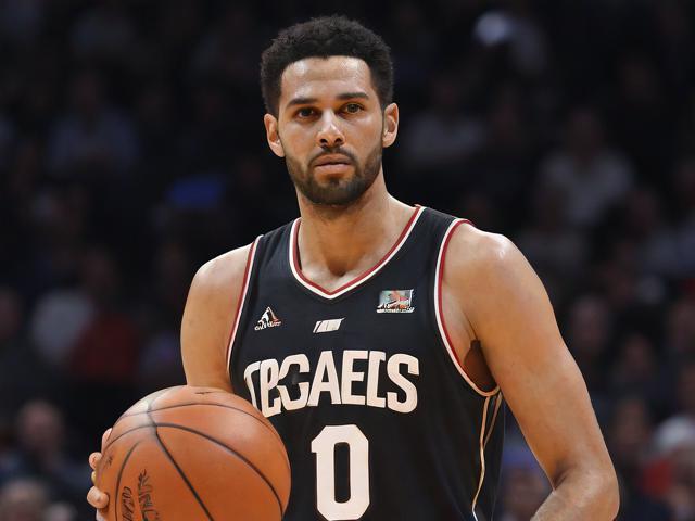 B体育官网_国王萨博尼斯关键罚球，逆转湖人，萨博尼斯nba