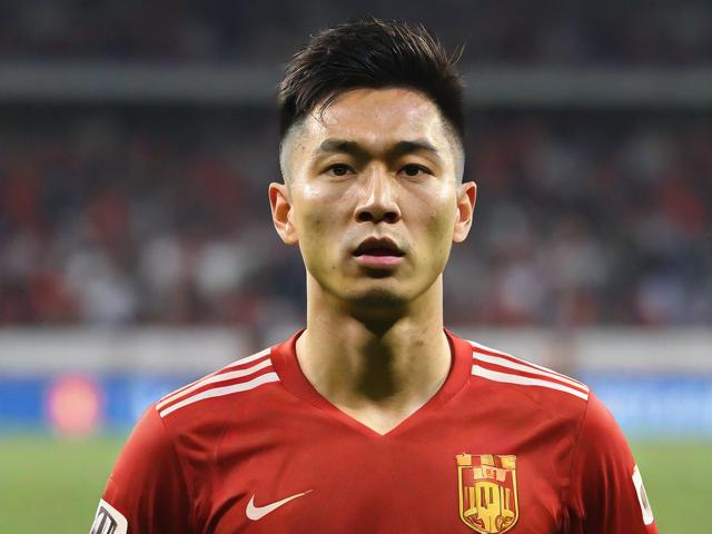 B体育平台_ 中国足球球迷文化的演变与社会影响，中国足球球迷的心声