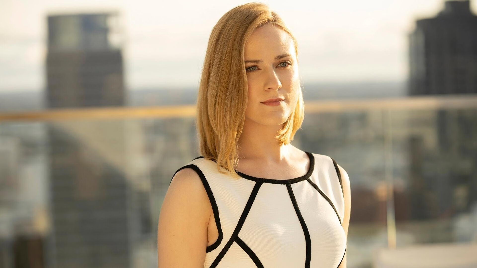 中国足球俱乐部推动退役球员转型做教练,中国足球退役 男运动员