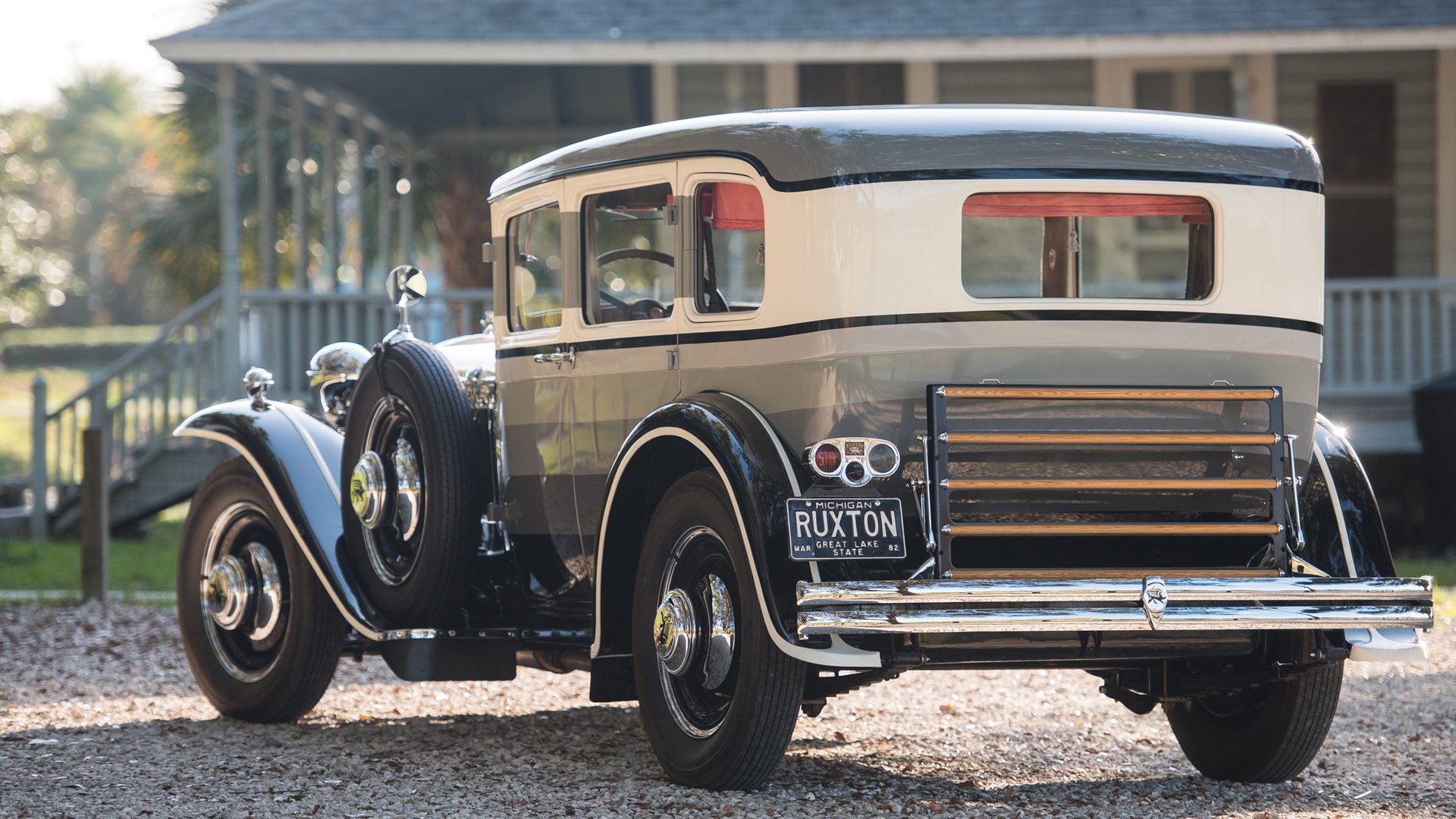 浓眉保护篮下多次干扰对手出手，nba浓眉打什么位置