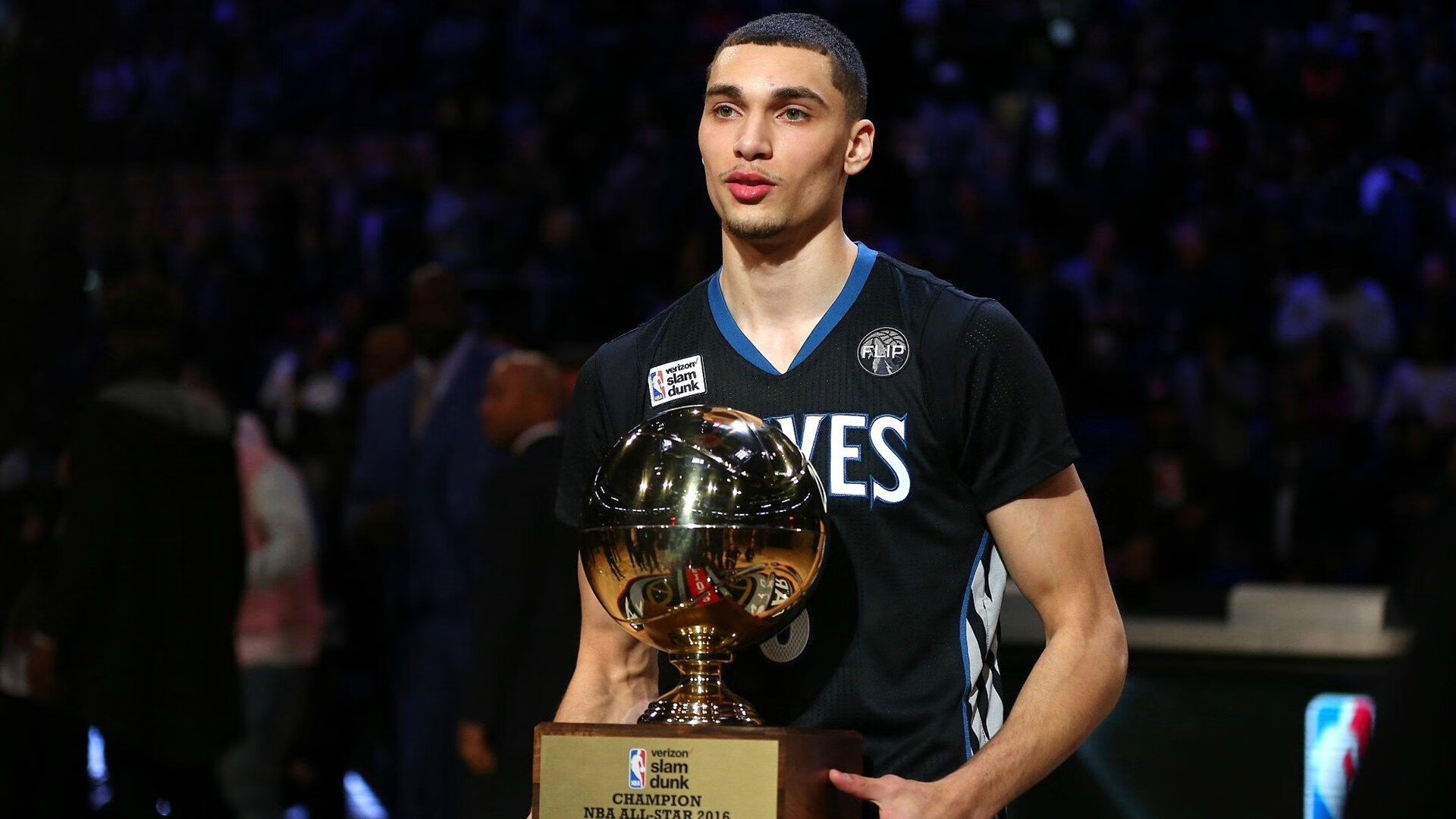 莱万刷新德甲纪录，成为历史第一射手，莱万的德甲纪录